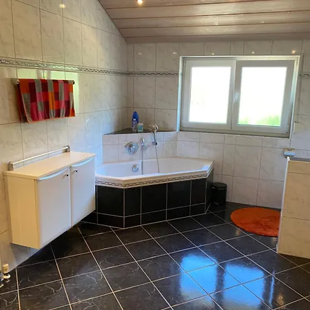 Homestay Ferienzimmer Alpenrose & Kletterrose In Salem Baden-Wuerttemberg